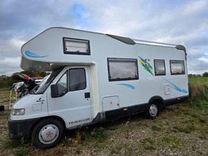 2002 Knaus Traveller 845 — photo 12 of 18