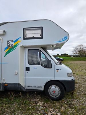 2002 Knaus Traveller 845 — photo 3 of 18