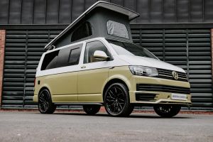 2019 Volkswagen Transporter T6 — photo 6 of 17