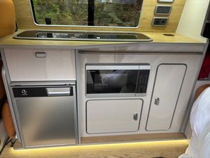 2019 Volkswagen Transporter T6 — photo 15 of 17