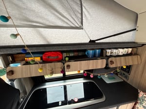2017 Volkswagen Transporter — photo 9 of 22