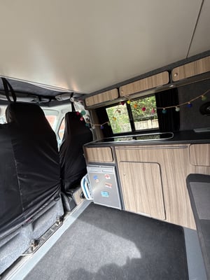 2017 Volkswagen Transporter — photo 5 of 22