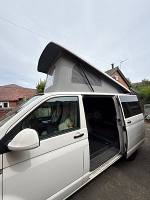 2017 Volkswagen Transporter — photo 20 of 22