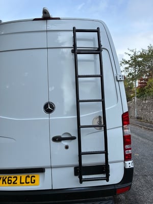 2012 Mercedes-Benz Sprinter — photo 12 of 79