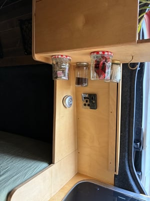 2012 Mercedes-Benz Sprinter — photo 30 of 79