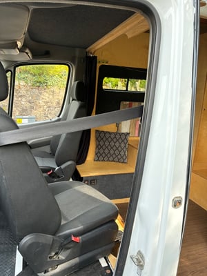 2012 Mercedes-Benz Sprinter — photo 64 of 79