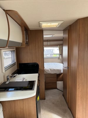 2018 Auto-Trail Imala 732 — photo 7 of 42