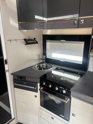 2021 Ford Chausson 640 — photo 8 of 8