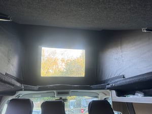 2017 Volkswagen Transporter T6 — photo 17 of 19