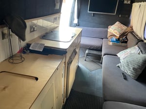 2002 Mercedes-Benz Sprinter — photo 16 of 25