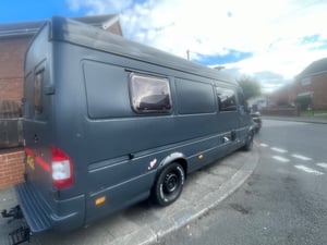 2002 Mercedes-Benz Sprinter — photo 20 of 25