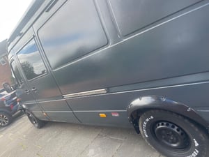 2002 Mercedes-Benz Sprinter — photo 23 of 25