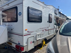 2004 Compass Avantgade 200 Lux Boxer 290 — photo 14 of 24