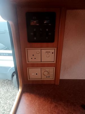 1998 Bessacar E600 — photo 18 of 18
