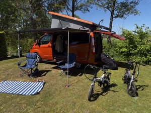 2023 Ford Transit Custom — photo 2 of 18