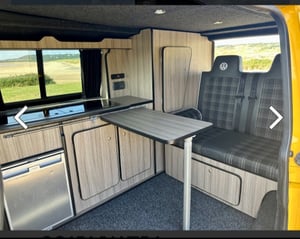 2015 Volkswagen Transporter T5 — photo 9 of 16