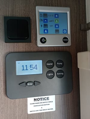 2022 Elddis Encore 250 — photo 33 of 41