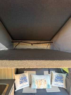 2016 Volkswagen T6 Campervan — photo 33 of 57