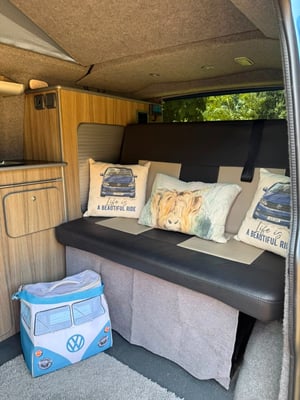 2016 Volkswagen T6 Campervan — photo 45 of 57