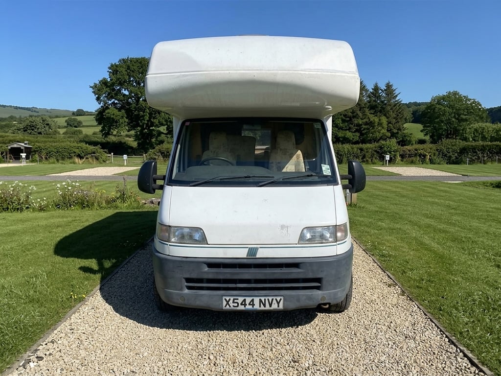 2000 Swift Gazelle - Image 1