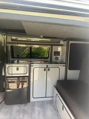 2020 Citroen Dispatch Camper Conversion — photo 5 of 11