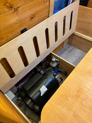 2022 Citroen Relay Conversion — photo 33 of 84