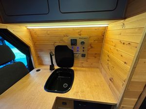 2022 Citroen Relay Conversion — photo 37 of 84