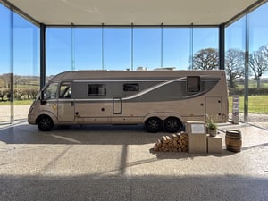 2012 Burstner Elegance