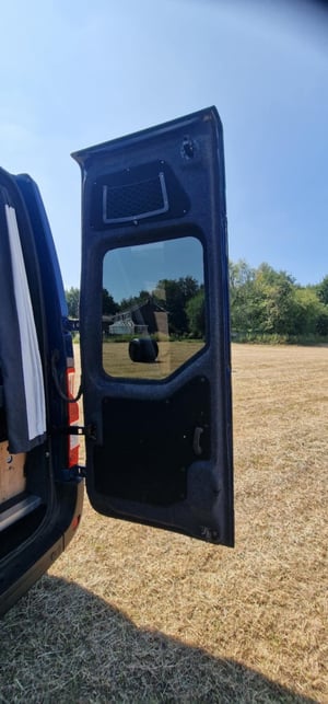 2010 Renault Master — photo 25 of 38