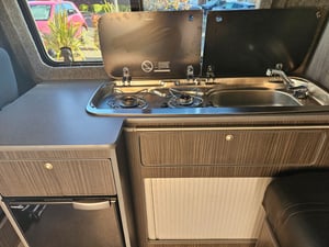 2021 Volkswagen Transporter T6.1 Conversion — photo 6 of 22
