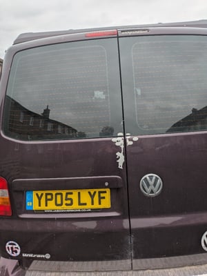 2005 Volkswagen T5 Campervan — photo 2 of 5