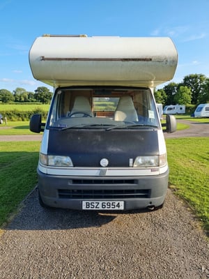 1999 Swift Royale