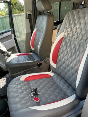 2015 Volkswagen Transporter T28 TDI Highline Campervan — photo 10 of 22
