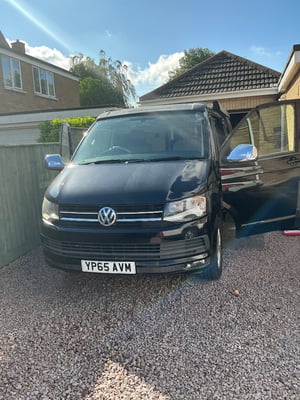 2015 Volkswagen Transporter T28 TDI Highline Campervan — photo 2 of 22