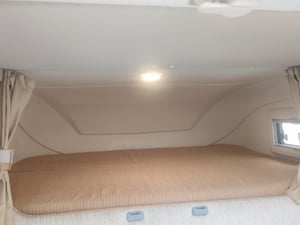 2011 Romahome R40 — photo 26 of 31