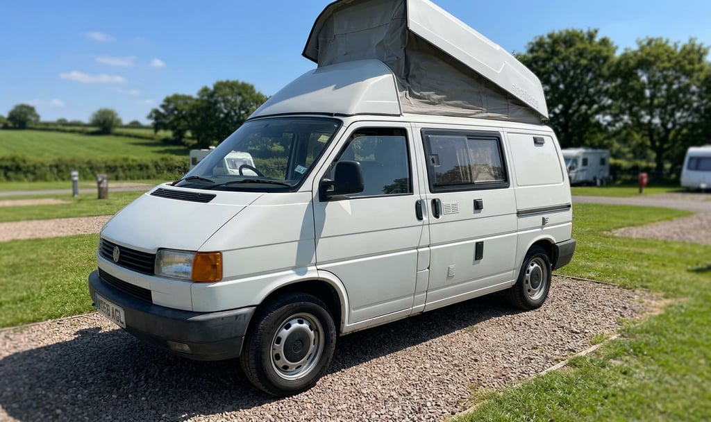 1994 Carthago Malibu - Image 1