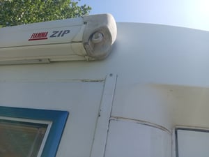 2001 Hobby 750 tag axle
Fixed French bed
Leather interior captain seats removable steering wheel reversing camera
Strong security locks LHD in KM removable radio habitation aircon fixed extending table — photo 6 of 17