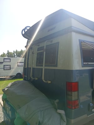 2001 Hobby 750 tag axle
Fixed French bed
Leather interior captain seats removable steering wheel reversing camera
Strong security locks LHD in KM removable radio habitation aircon fixed extending table — photo 17 of 17