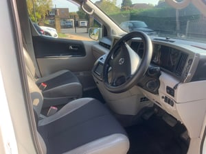 2003 Nissan Elgrand — photo 5 of 18