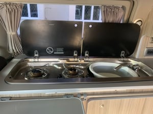 2003 Nissan Elgrand — photo 9 of 18