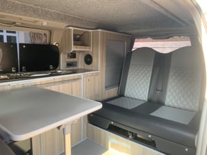 2003 Nissan Elgrand — photo 12 of 18