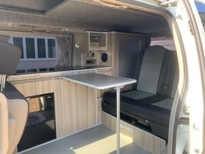 2003 Nissan Elgrand — photo 13 of 18