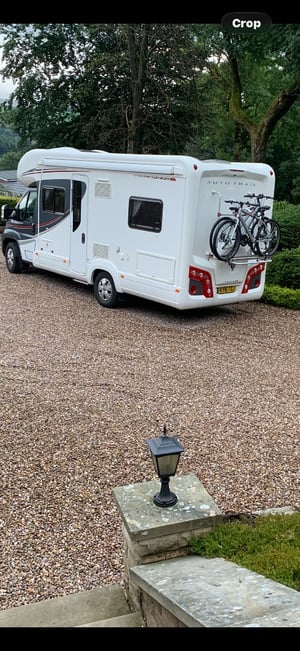 2016 Auto-Trail Tracker FB — photo 9 of 10