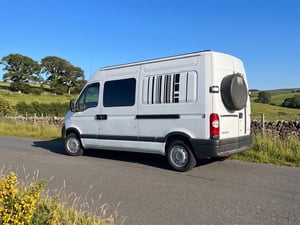 2004 Renault Master