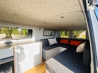 2023 Volkswagen Transporter - Image 2