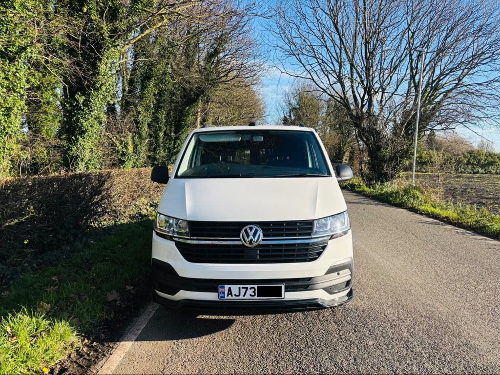 2023 Volkswagen Transporter - Image 1