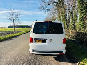 2023 Volkswagen Transporter — photo 6 of 9