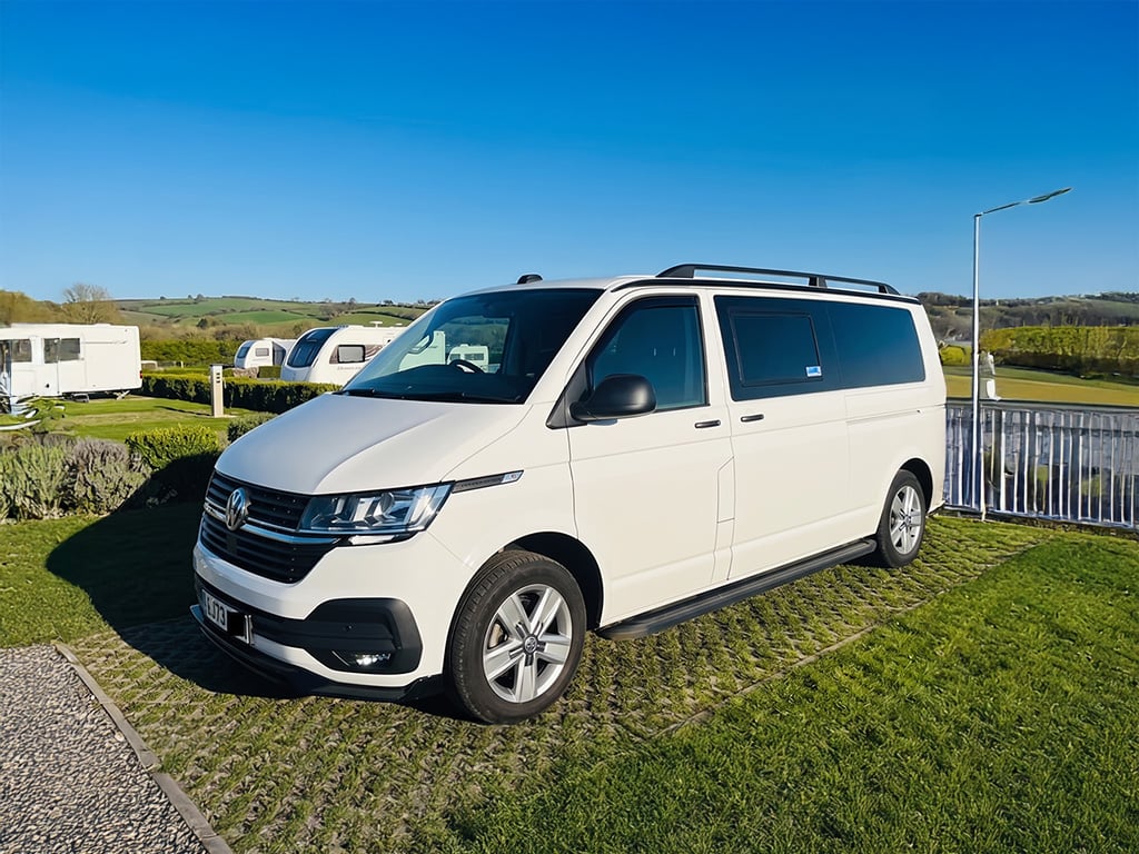 2023 Volkswagen Transporter - Image 1