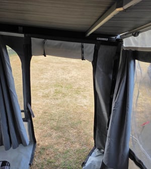 2015 Volkswagen T6 Campervan — photo 9 of 13