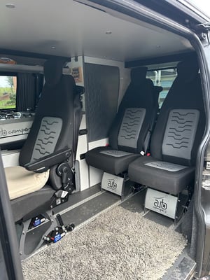 2018 Ford Transit Campervan — photo 3 of 12